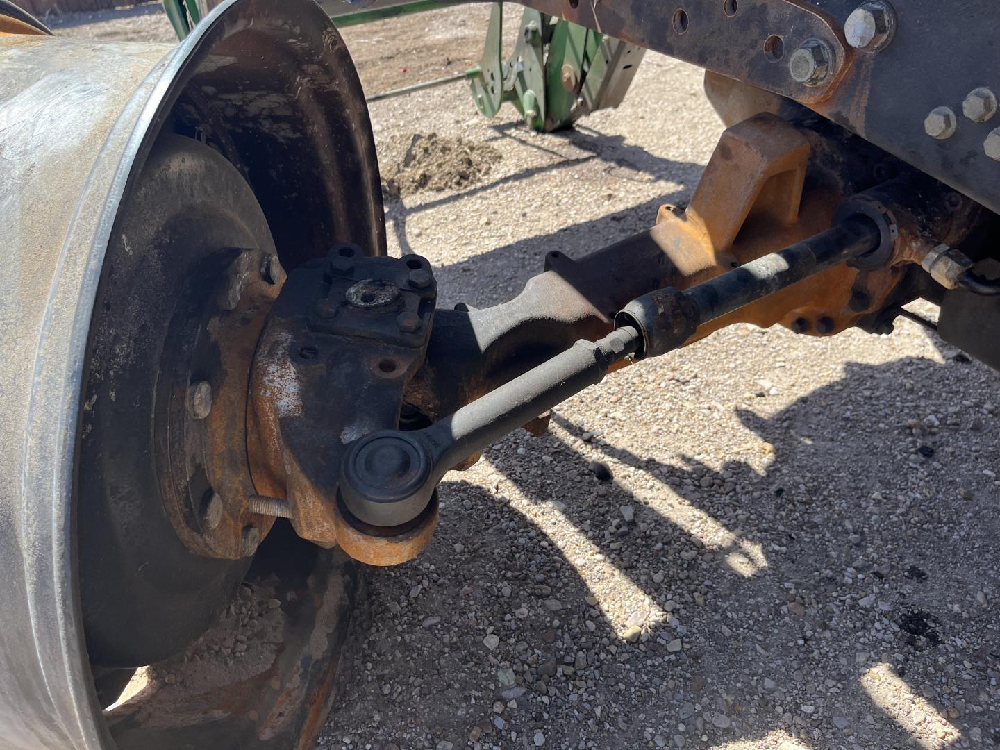 ./imagenes/INVOICE/2019/17541/TRACTOR JOHN DEERE 6130M (11).JPG